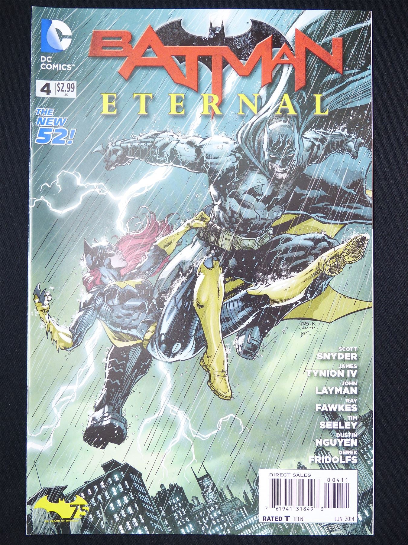 BATMAN Eternal #4 - DC Comic #17U