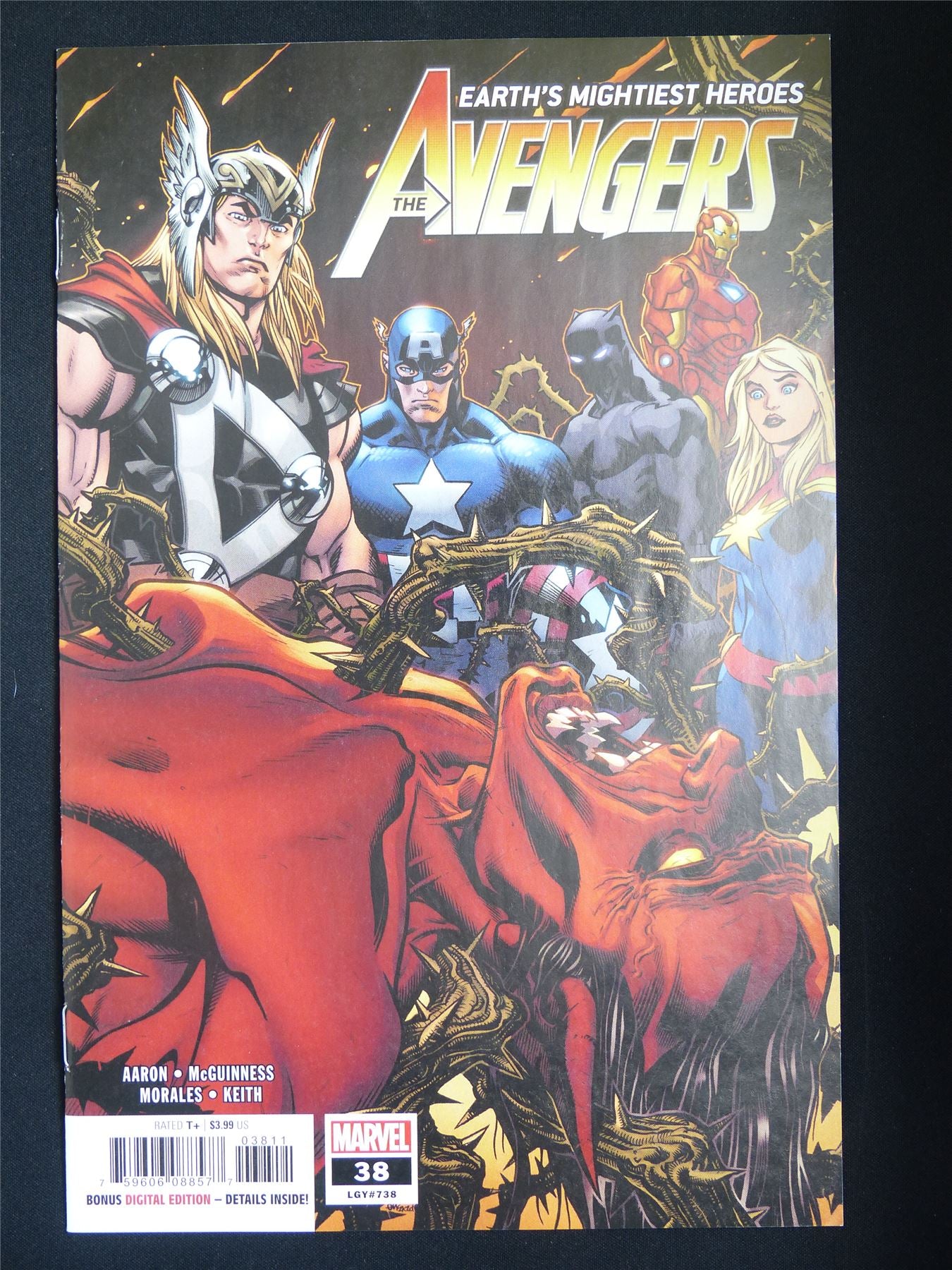 The AVENGERS #38 - Marvel Comic #1R6