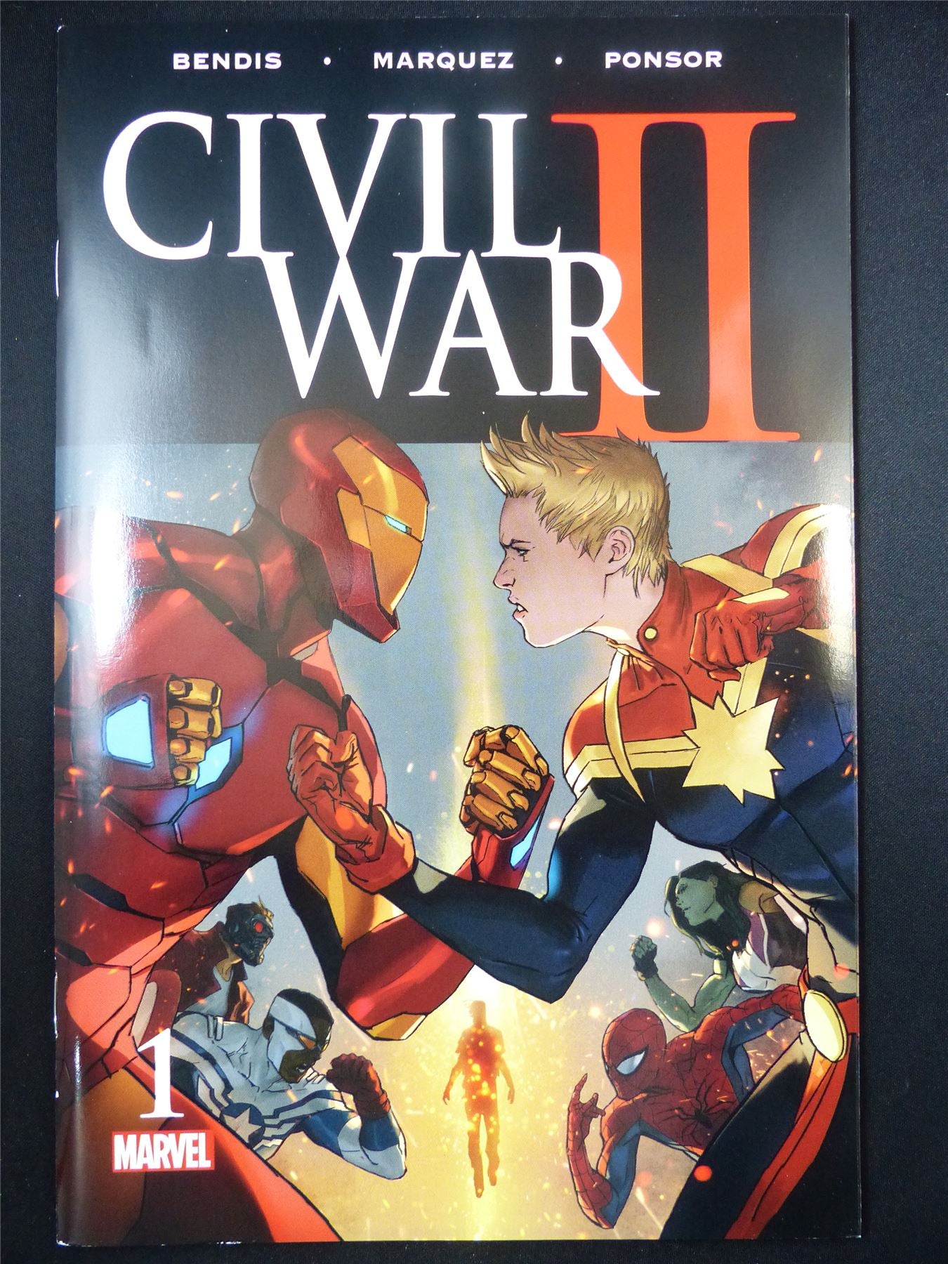 CIVIL War 2 #1 - Marvel Comic #J6