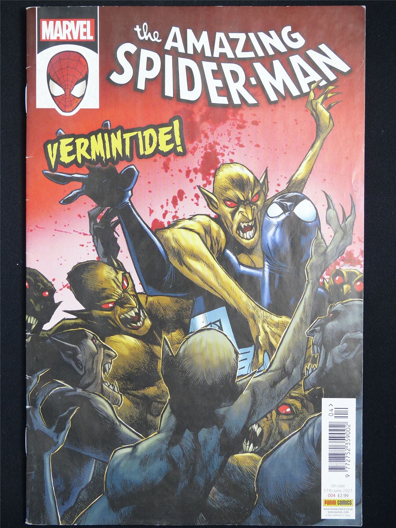 The Amazing SPIDER-MAN #4 Panini Comics - Marvel Comic #39R
