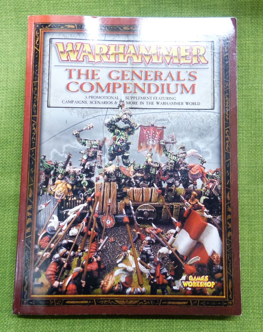 The General's Compendium Book 2003 includes the poster-sized map - Warhammer AoS 40k #8T