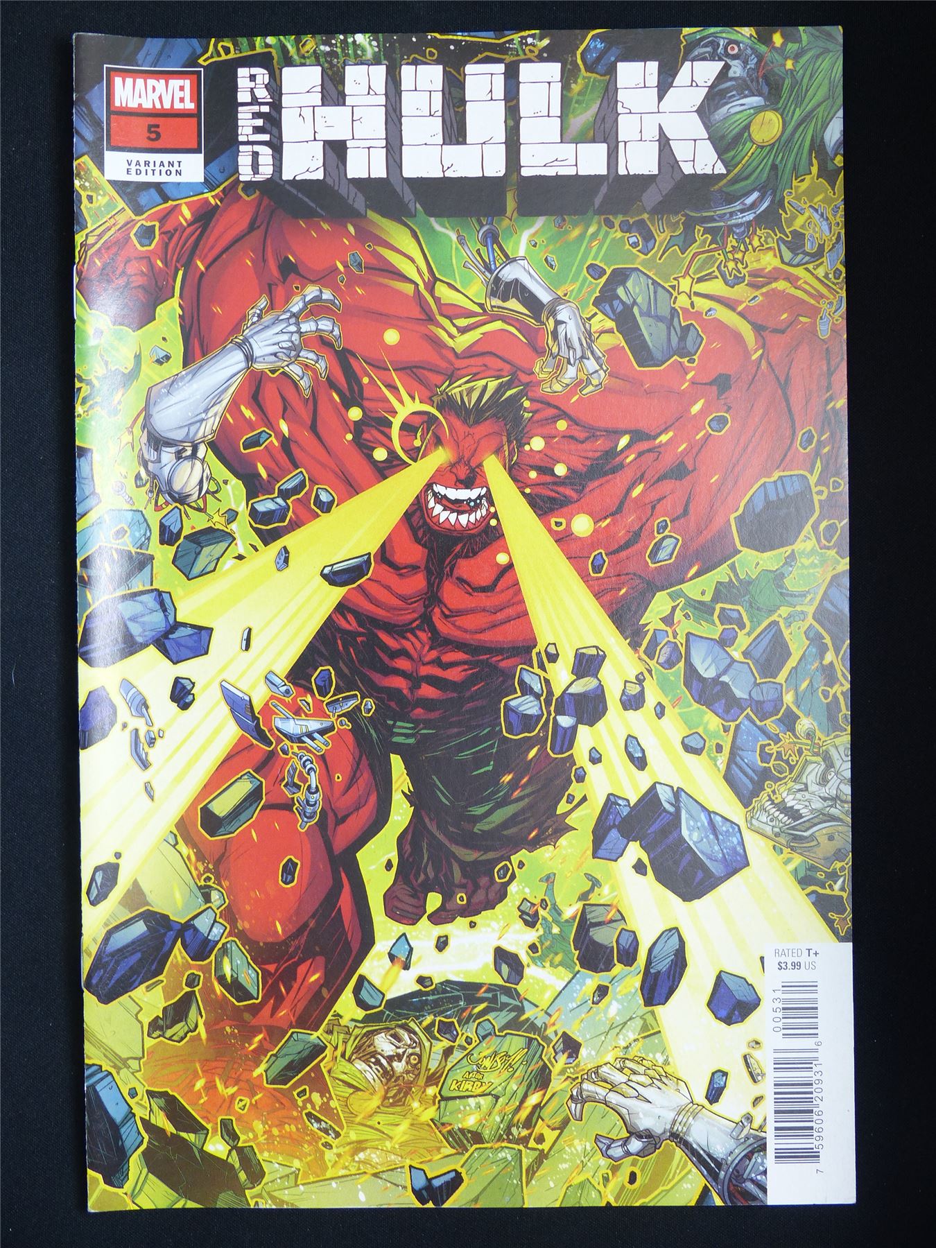 The Red HULK #5 Variant - Marvel Comic #1QL