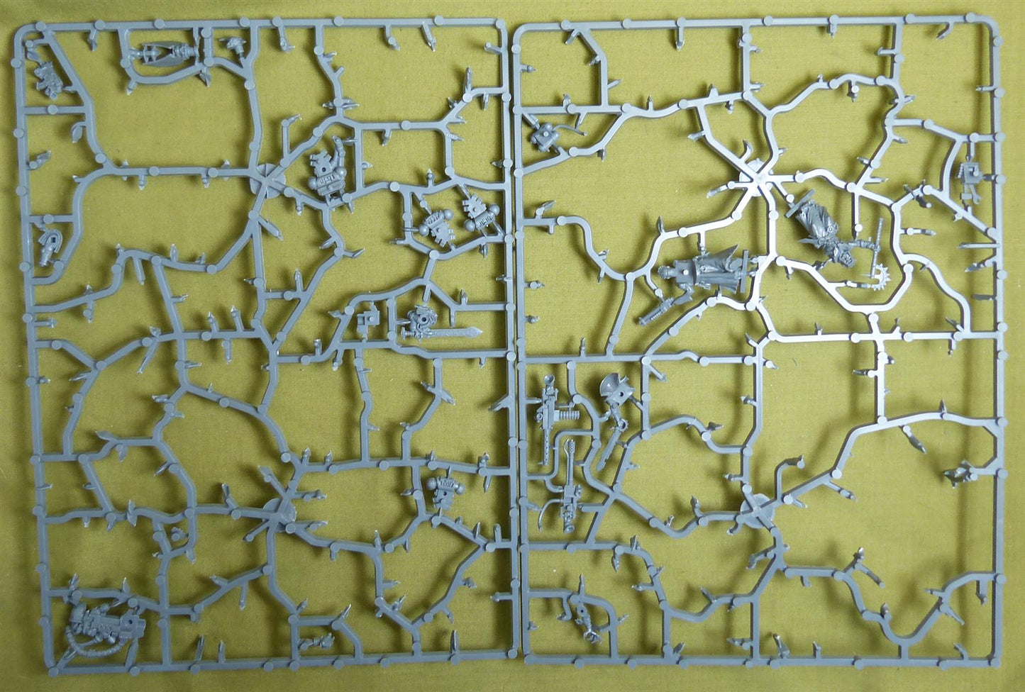 Space Marine Squads & Terminators sprues and part built - Dark Angels - Warhammer 40K #30H