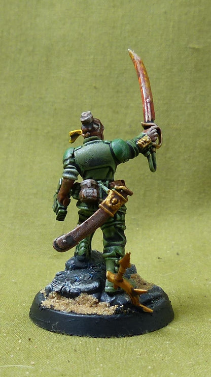 Captain Minka Lesk painted - Astra Militarum - Warhammer 40K #2Y3