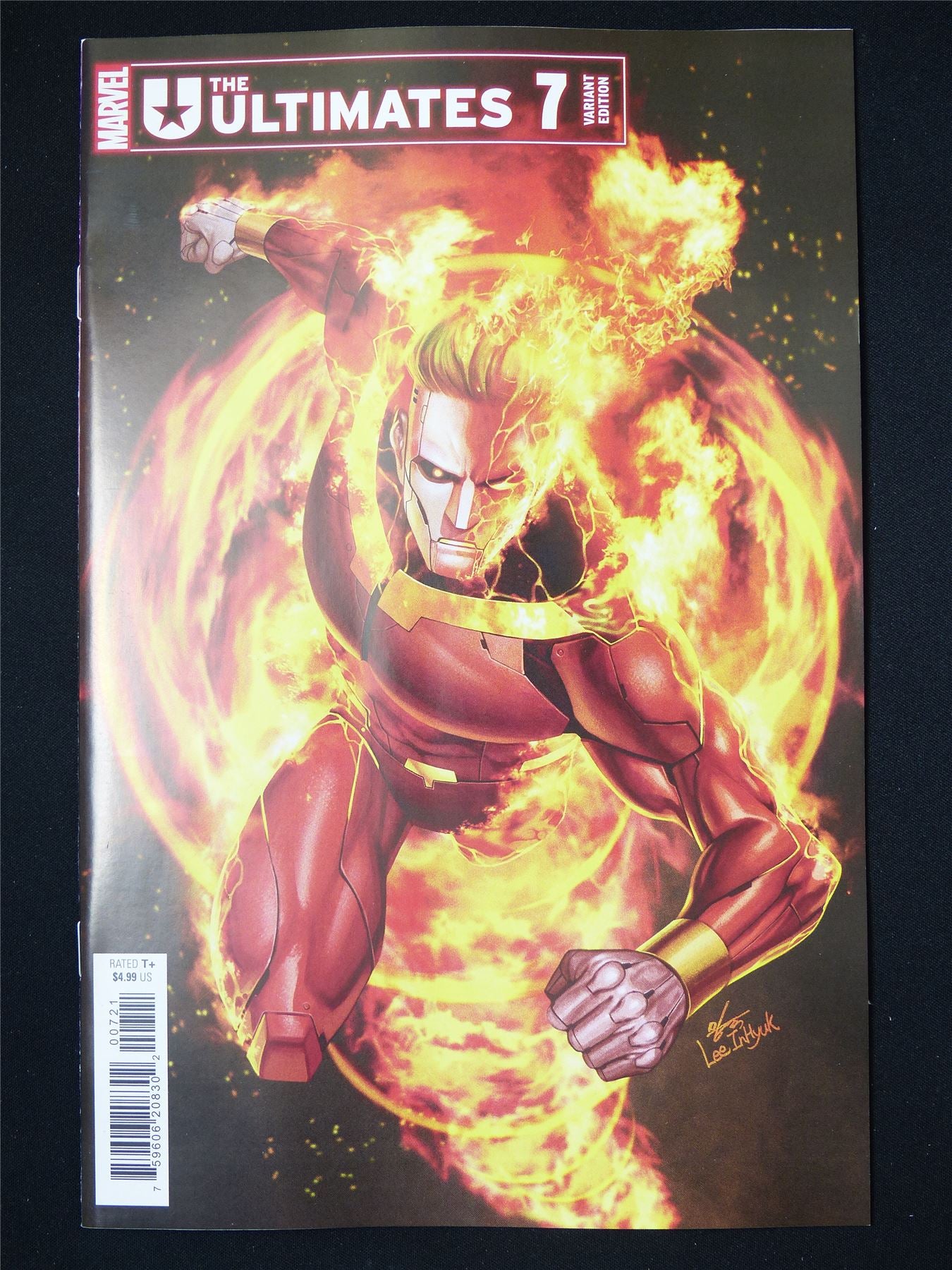 The ULTIMATES #7 Variant - Feb 2025 Marvel Comic #4XJ