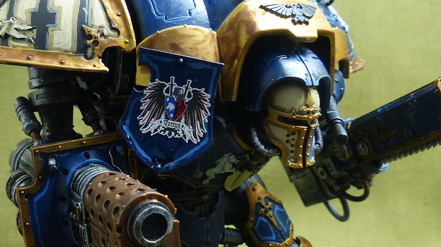 Imperial Knight with Forgeworld Shoulder Pads painted - Warhammer 40K #Z8