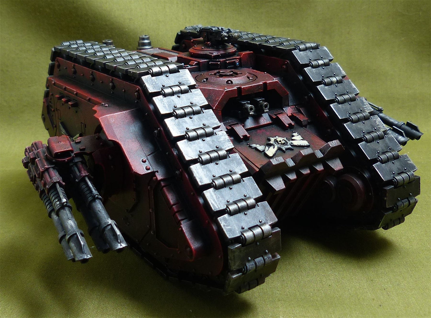 Land Raider Proteus Carrier painted - Blood Angels - Warhammer 40K #3YM