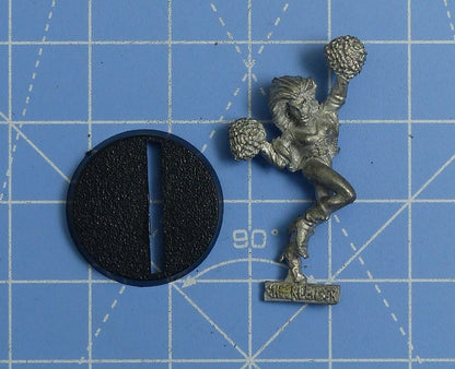 Elf Cheerleader Classic Metal - Warhammer Blood Bowl #Z3