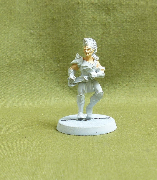 5th Edition Pro-Elf Player Classic Metal - Warhammer Blood Bowl #Y8