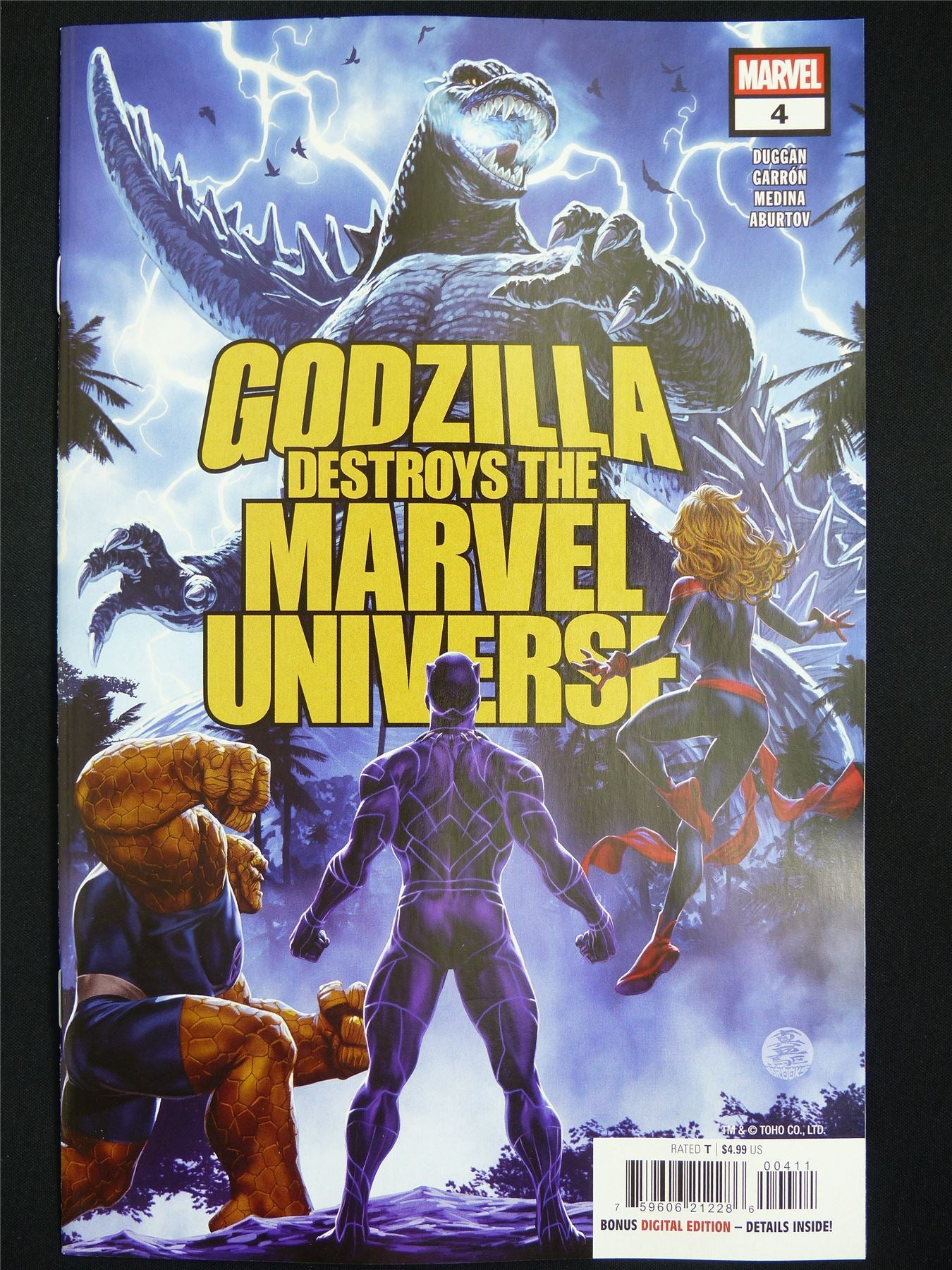GODZILLA Destroys the Marvel universe #4 - Dec 2025 Marvel Comic #55Y