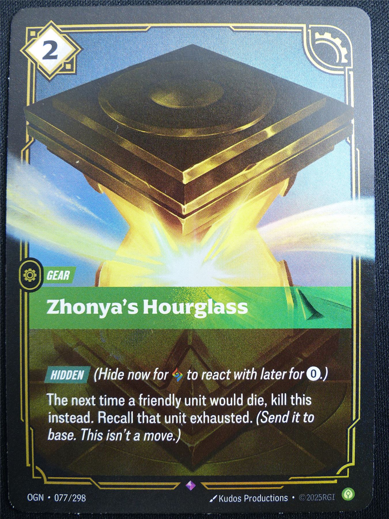 Zhonya's Hourglass 077/298 Rare Foil - OGN - Riftbound Card #2DQ