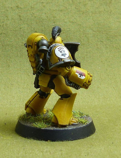 Centurion Conversion painted - Imperial Fists - Warhammer Horus Heresy #2N9