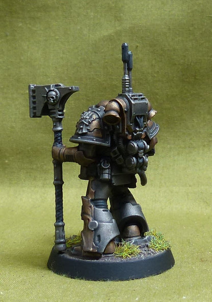 Legion Praetor with upgrades painted - Iron Hands - Warhammer Horus Heresy #2M9