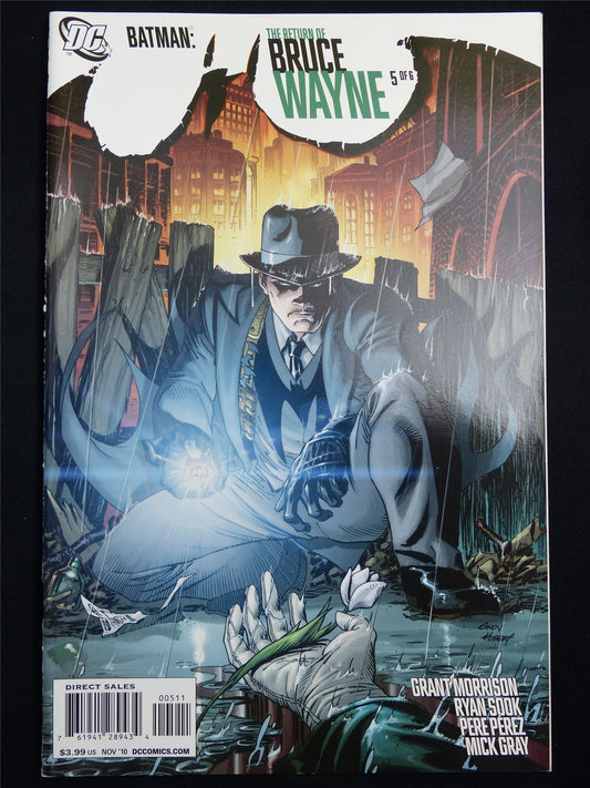 BATMAN: The Return of Bruce Wayne #5 - B&B DC Comic #2IJ