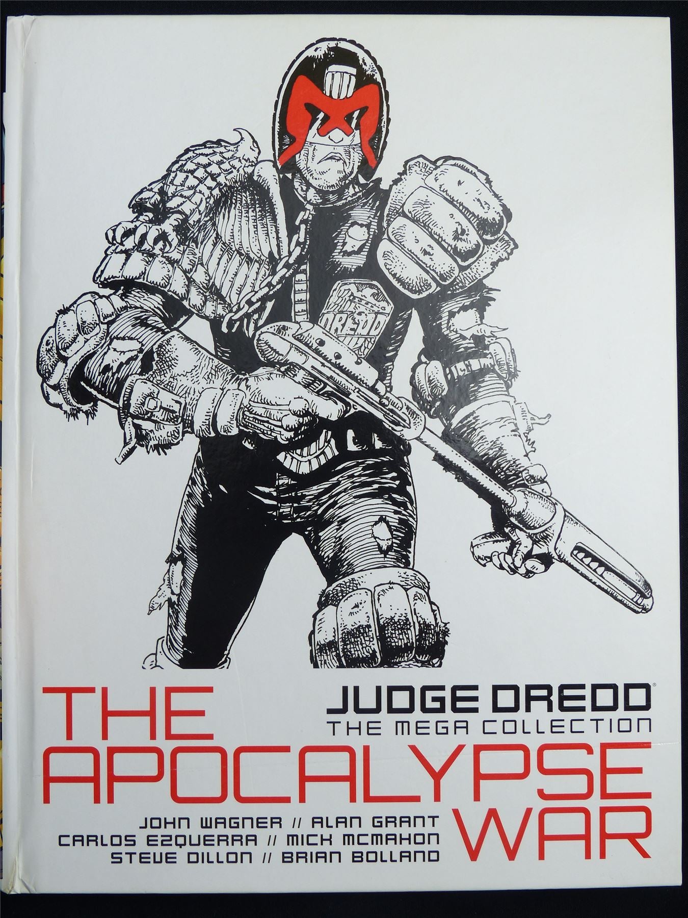 Judge Dredd The Mega Collection: The Apocalypse War - 2000AD Graphic Hardback #28I