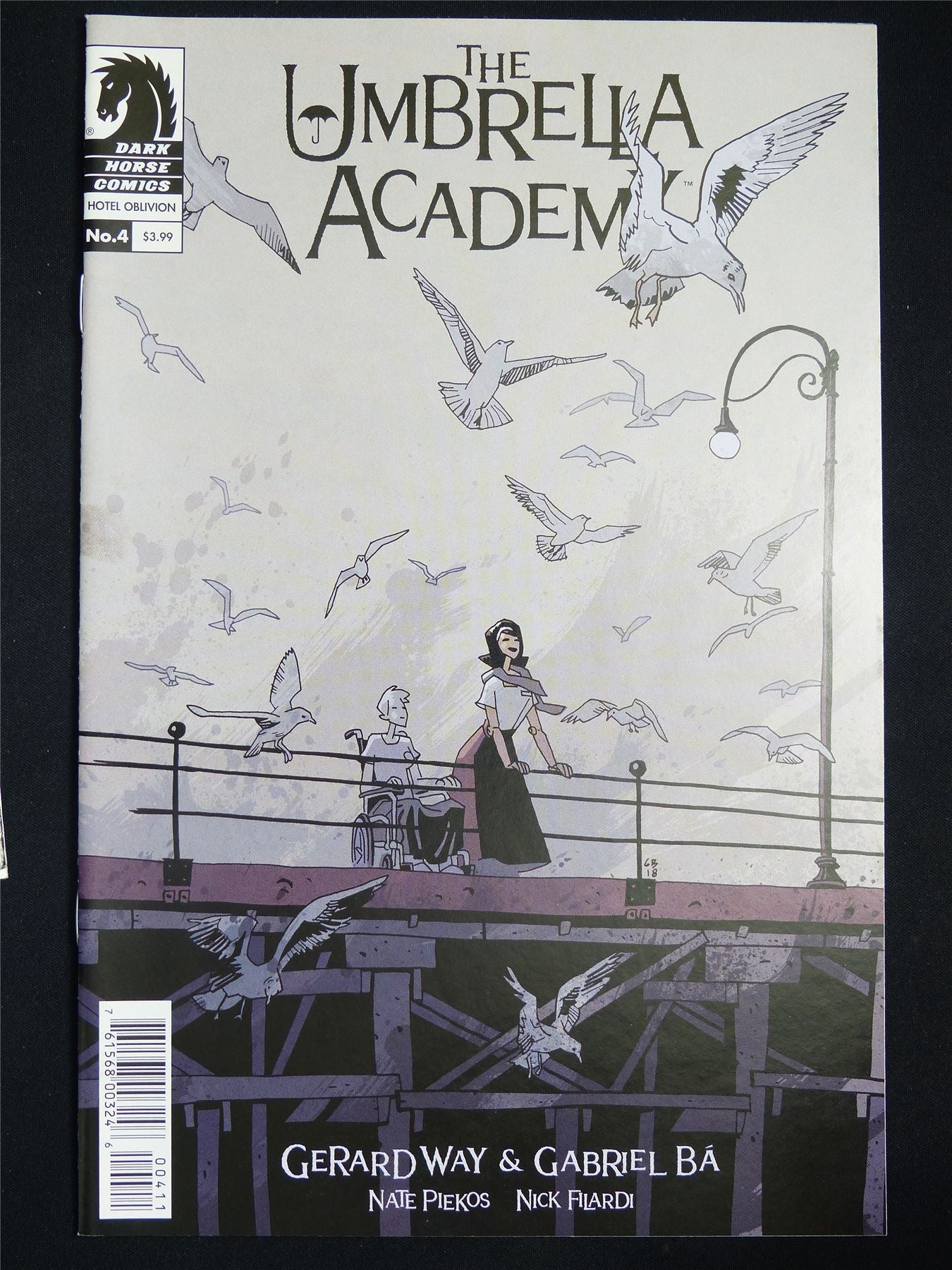 The UMBRELLA Academy #4 - Dark Horse Comic #E7