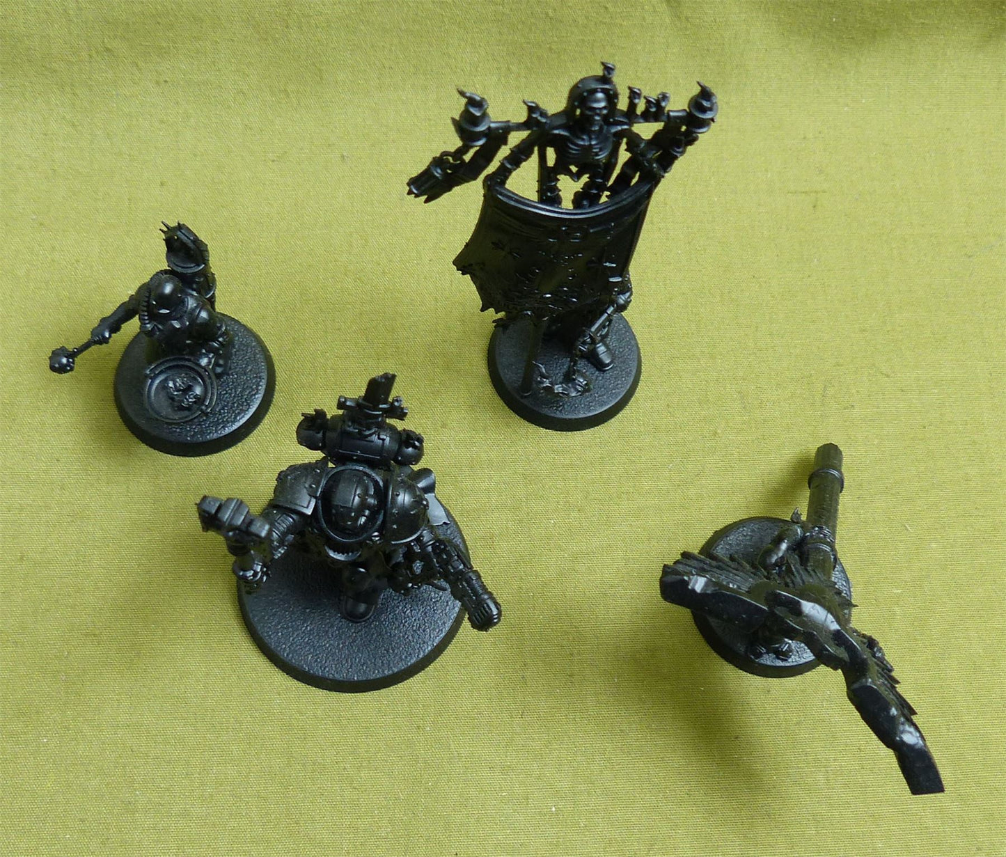 Chaplain Grimaldus & Retinue - Black Templars - Warhammer 40K #312