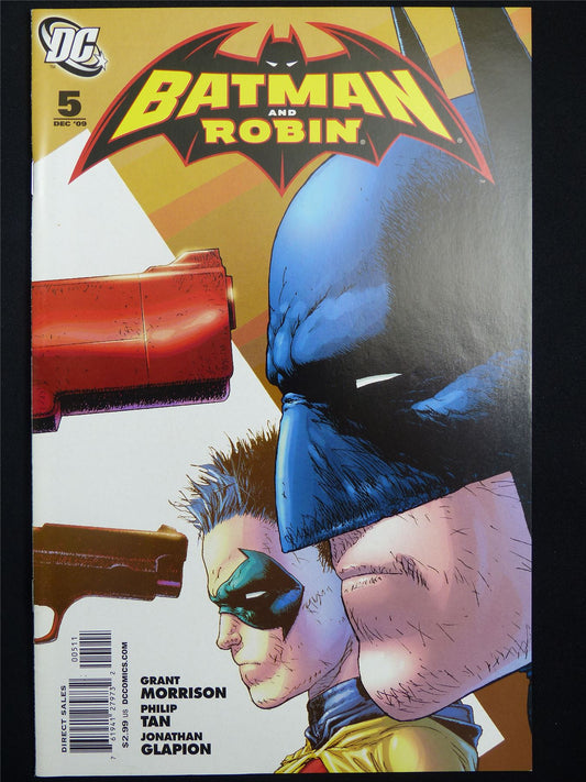 BATMAN and Robin #5 - DC Comic #3JY