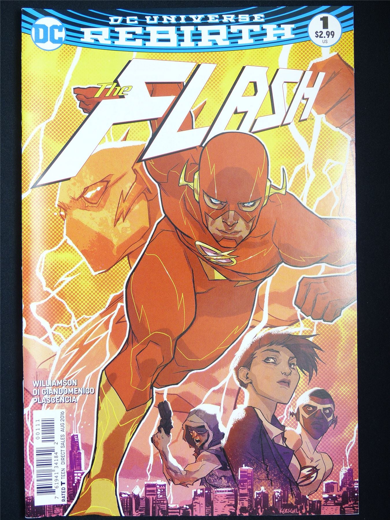 The FLASH #1 Rebirth - DC Comic #67L