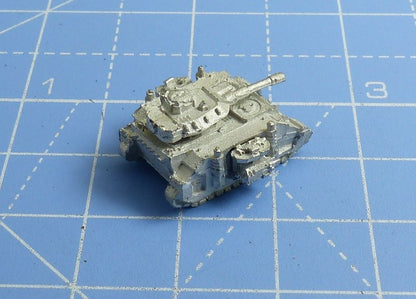Predator Tank Classic Metal - Warhammer Epic #WW
