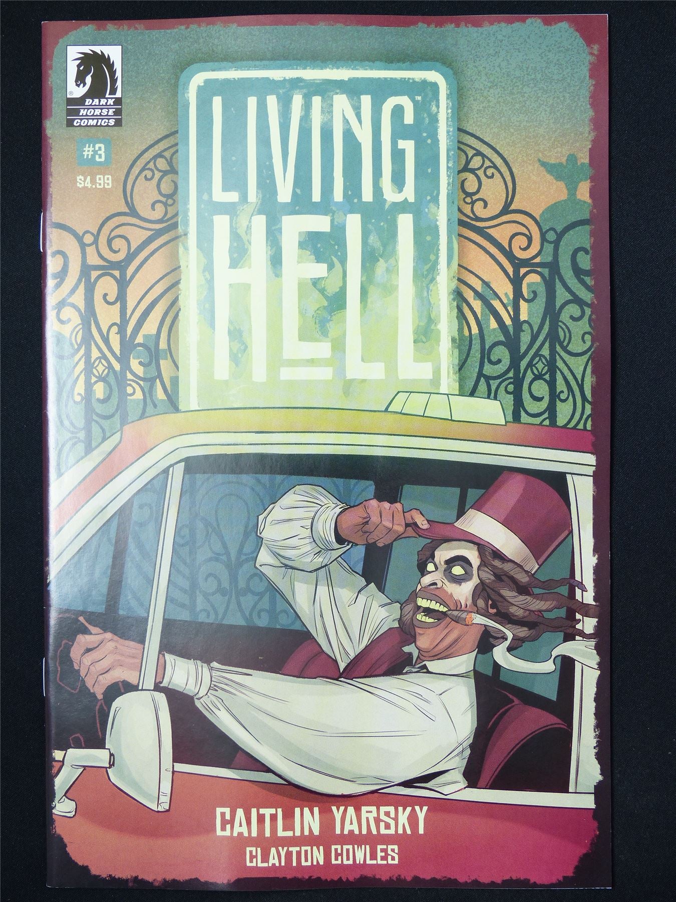 LIVING Hell #3 - B&B Feb 2025 Dark Horse Comic #8OQ