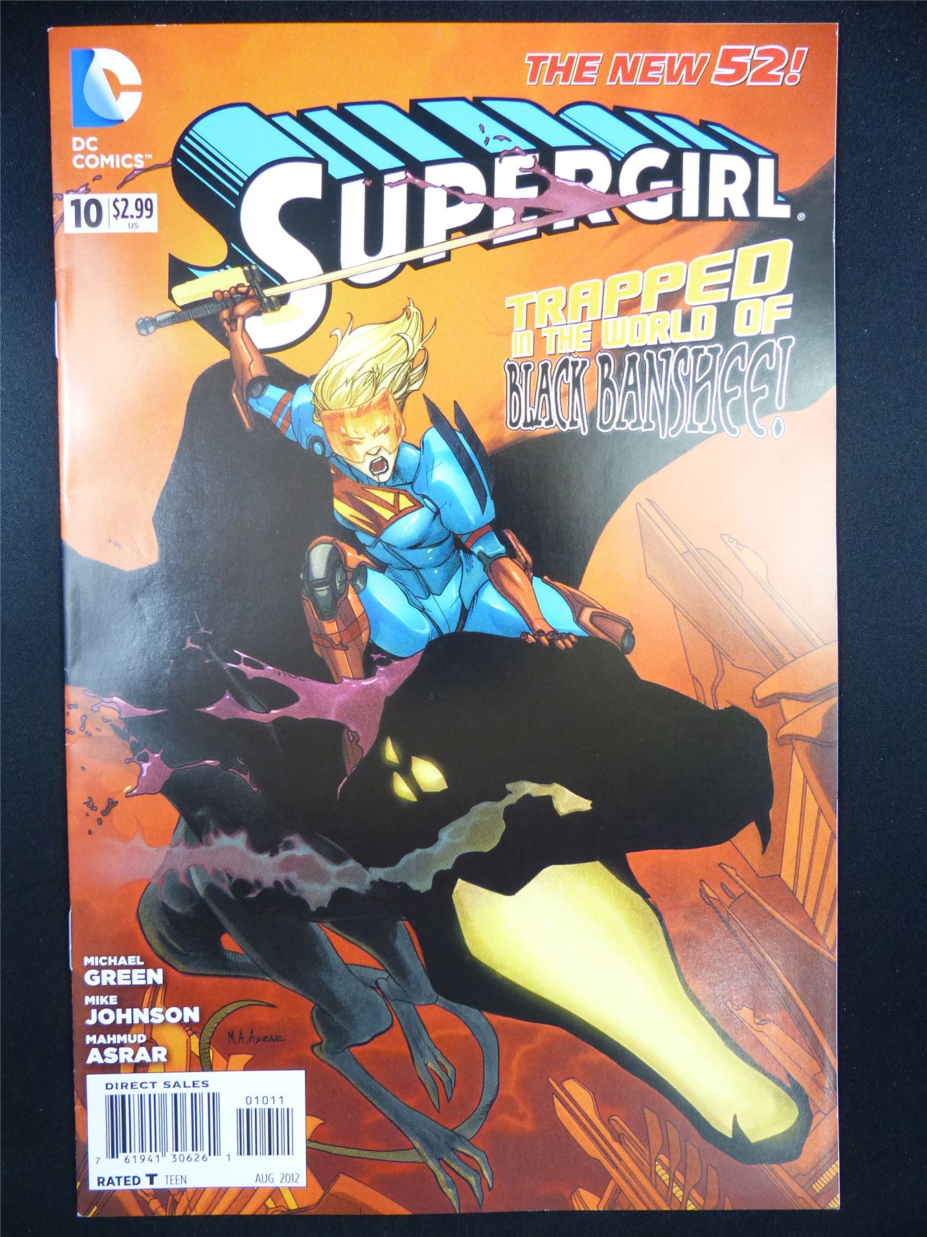 SUPERGIRL #10 - DC Comic #2RR