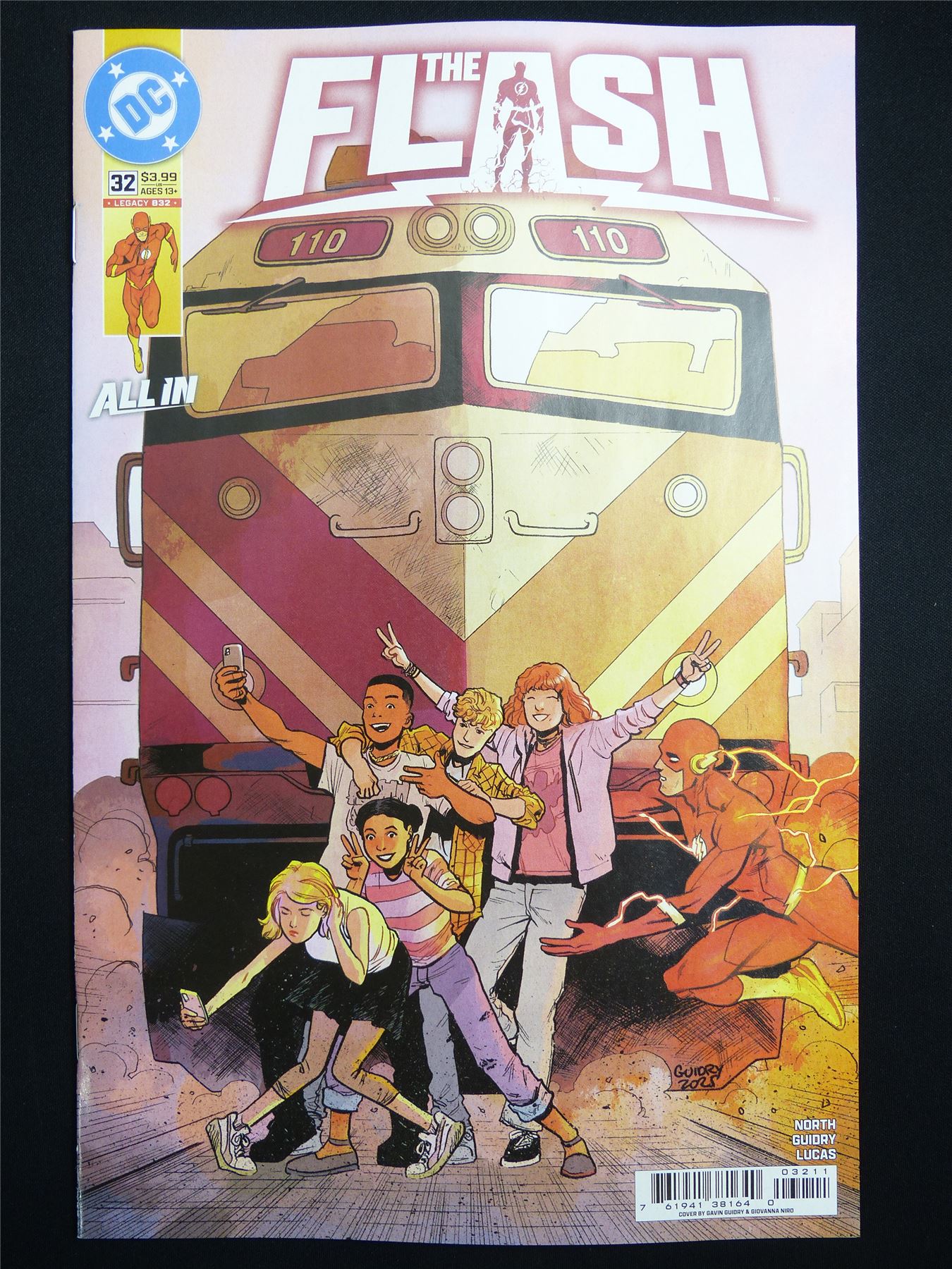 The FLASH #32 Cvr A - Jun 2026 DC Comic #4JZ