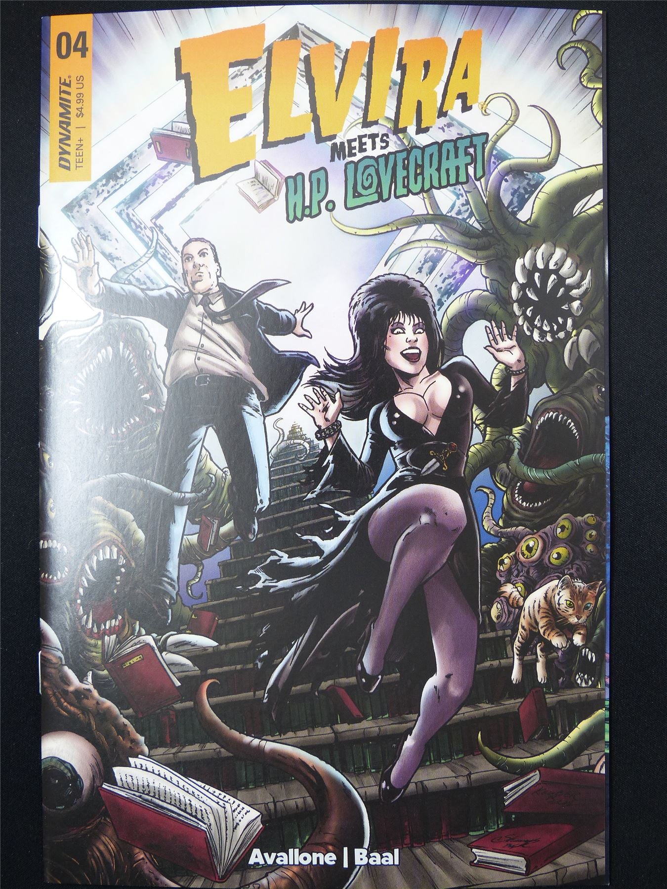 ELVIRA Meets H.P. Lovecraft #4 Cvr B - May  2024 Dynamite Comic #JD