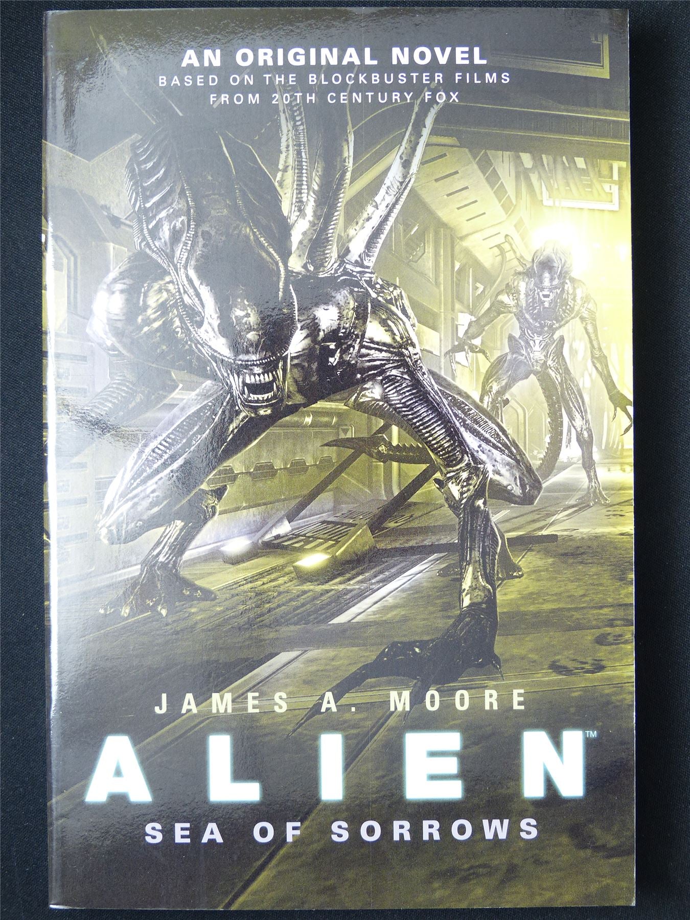 Alien: Sea of Sorrows - Titan Novel Softback #N1