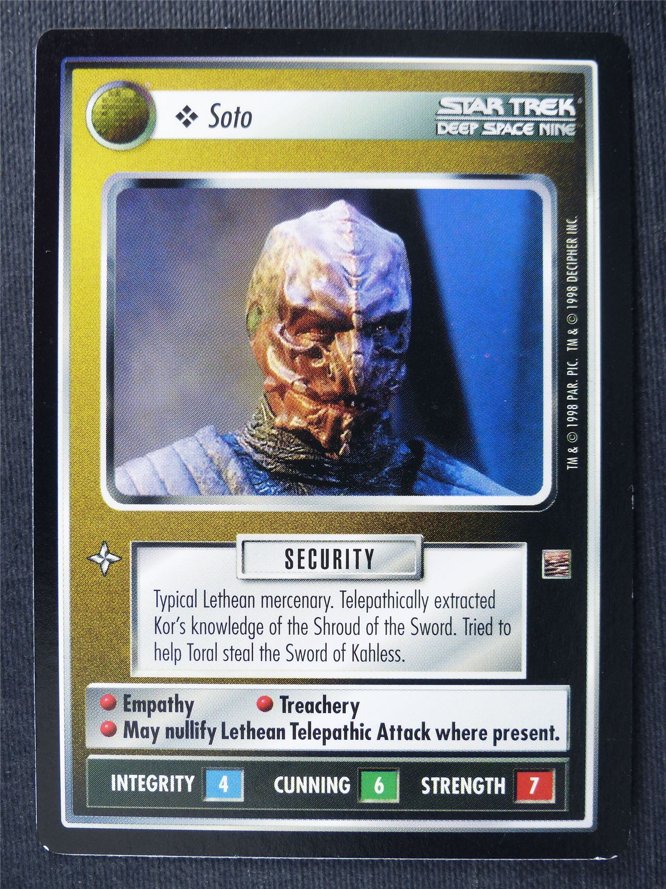 Soto - DS9 - Star Trek Cards #15B