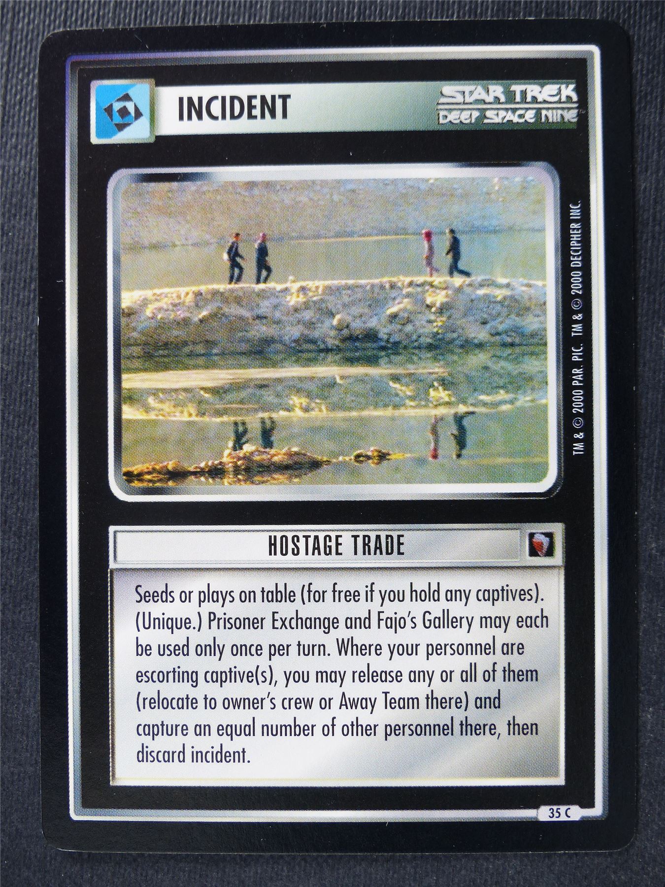 Hostage Trade - DS9 - Star Trek Card #4TC