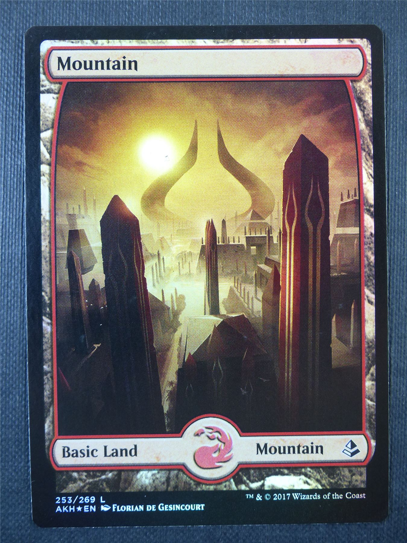 Mountain 253/269 Full Art Foil - Mtg Card #8Q4