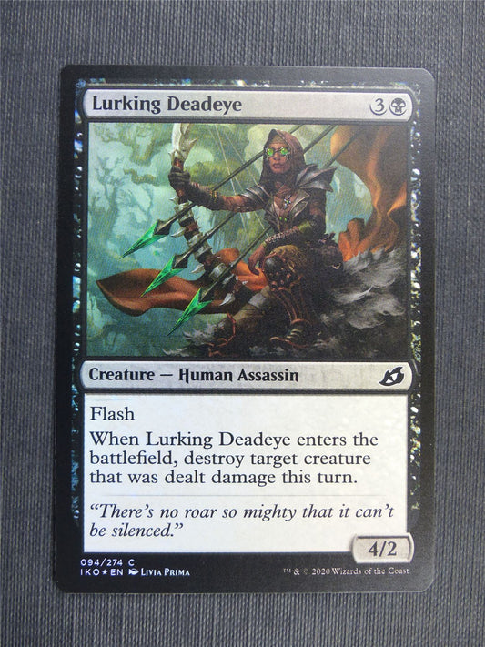 Lurking Deadeye Foil - IKO - Mtg Card