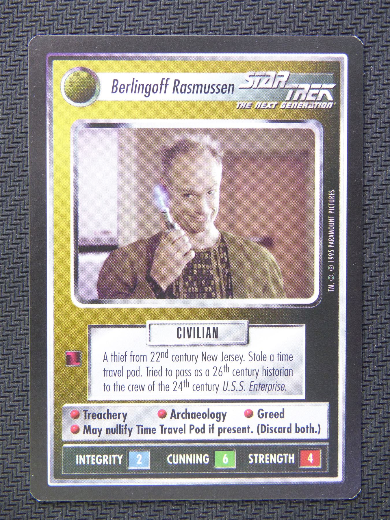 Berlingoff Rasmussen Black Border - Star Trek CCG Next Gen #519