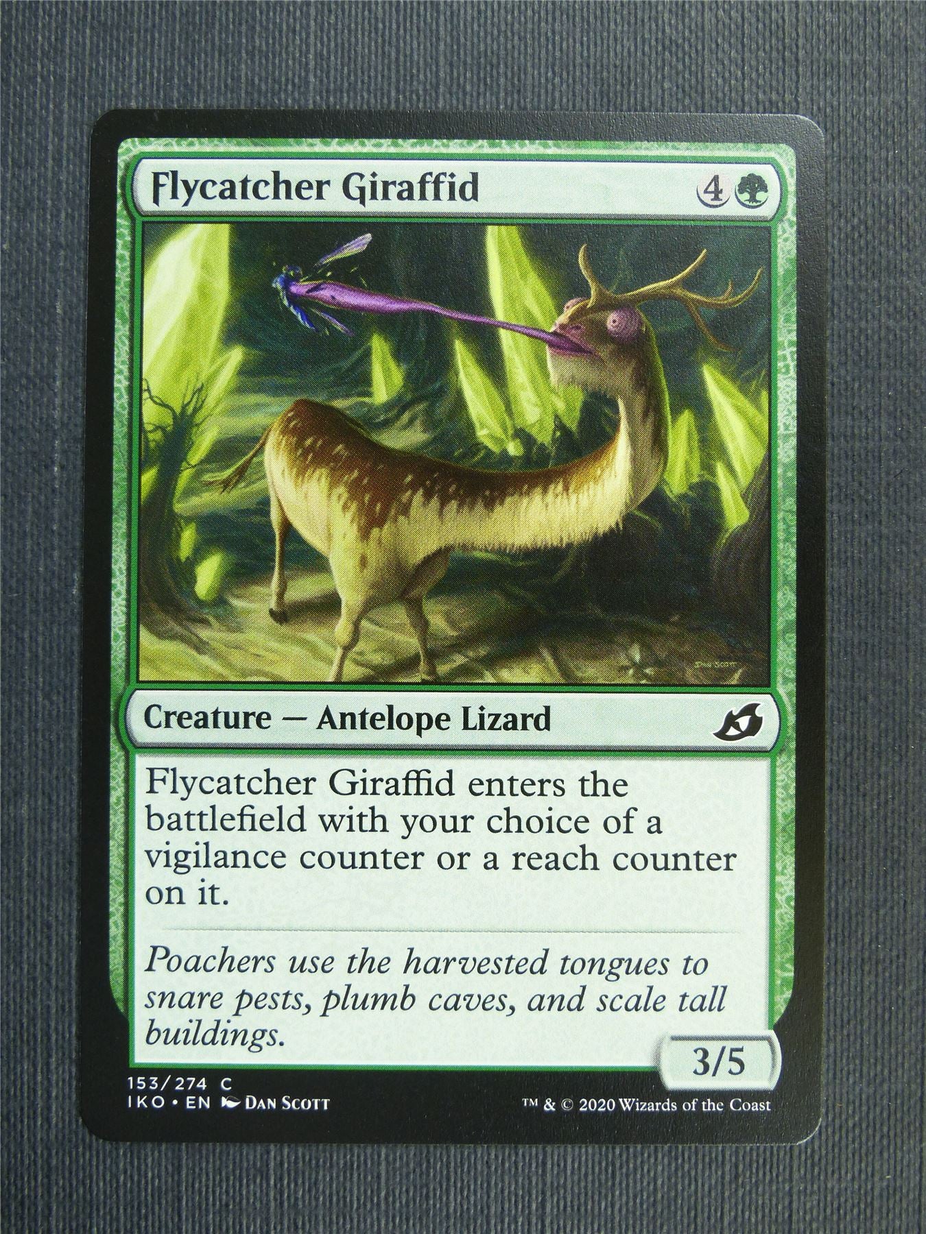 Flycatcher Giraffid - IKO Mtg Card