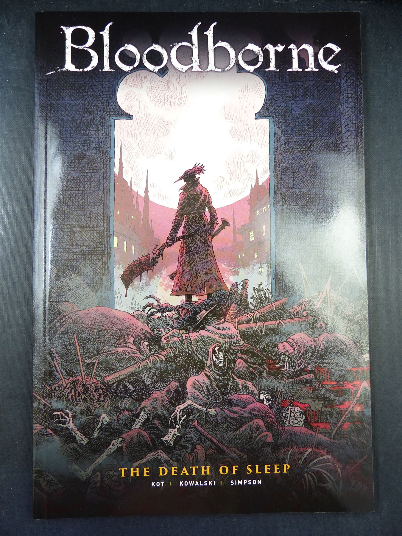 BLOODBORNE: The Death of Sleep - Titan Graphics Softback #93Z