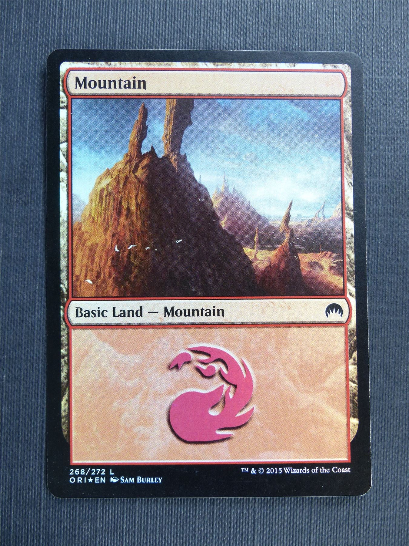 Mountain 268/272 Foil - Mtg Magic Cards #4CU