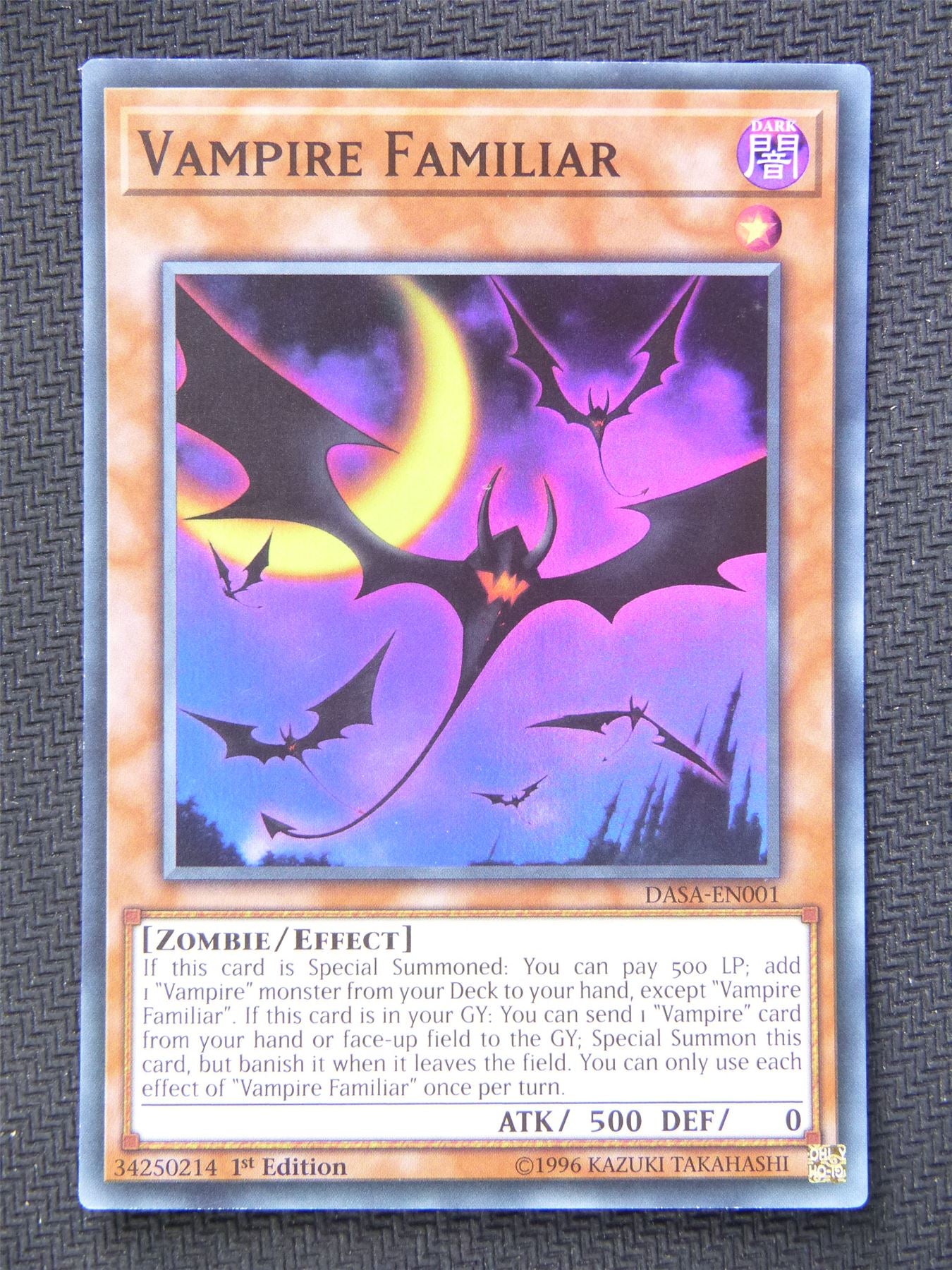 Vampire Familiar DASA - Super Rare - Yugioh Card #5M9