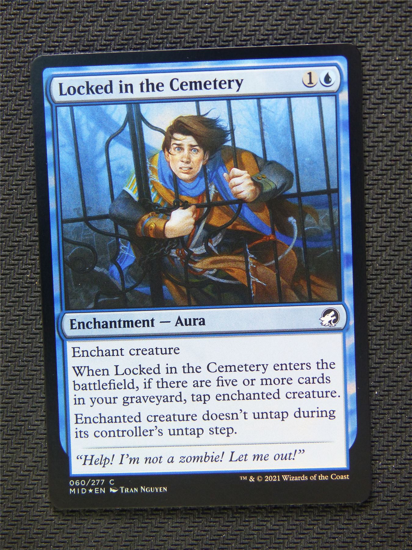 Locked in the Cemetary Foil - Innistrad - Mtg Card #3P8