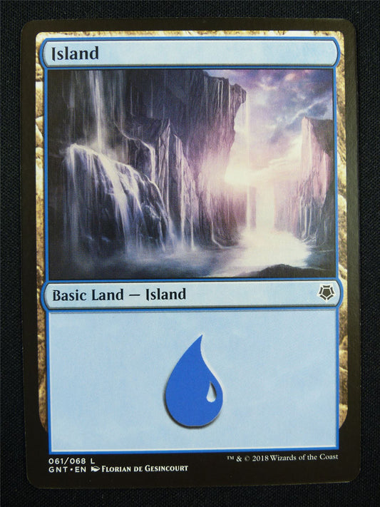 Island 061/068 - Mtg Card #1FC