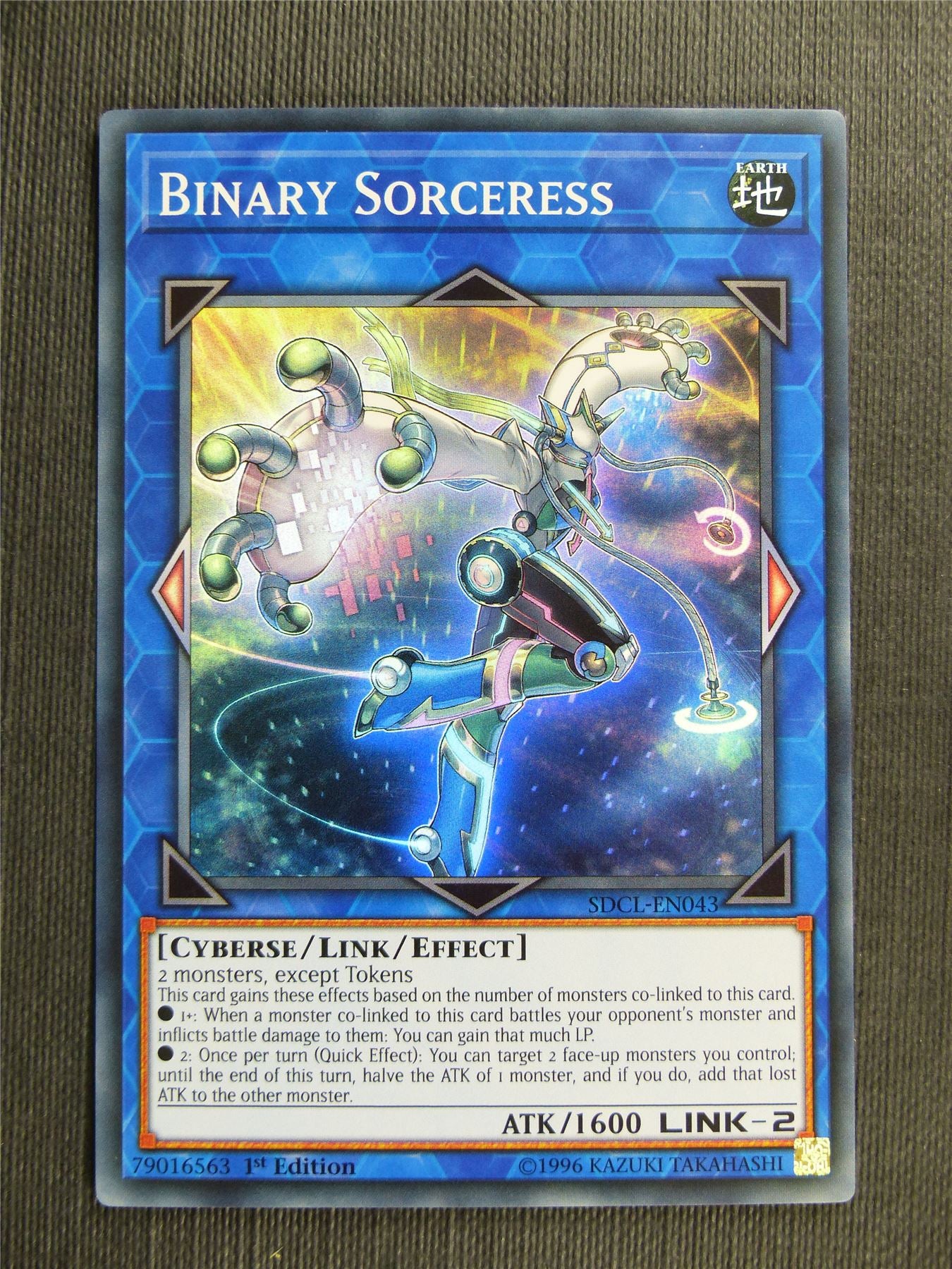 Binary Sorceress SDCL Super Rare - 1st ed - Yugioh Cards