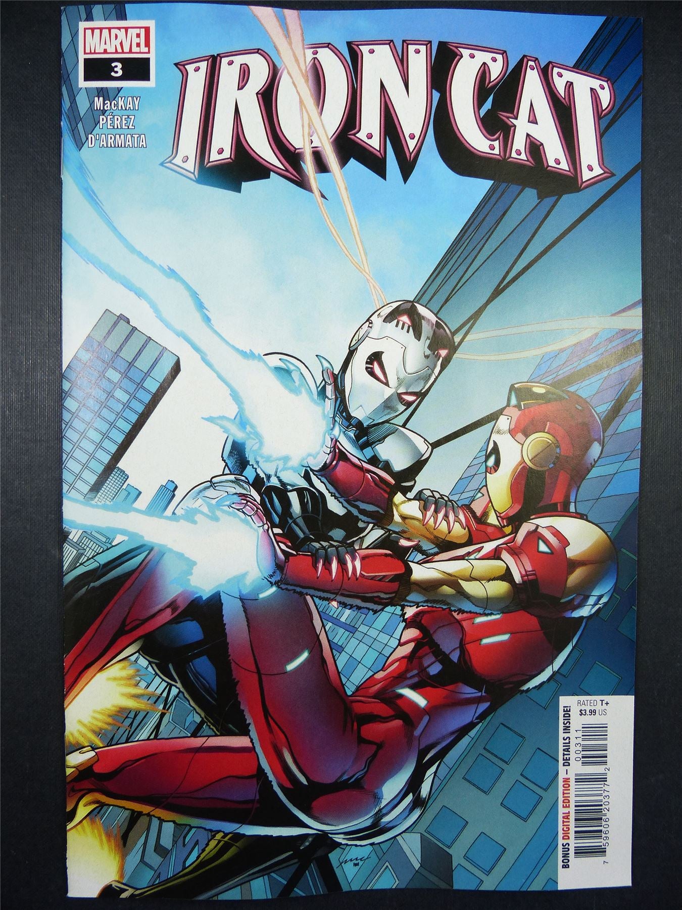 IRON Cat #3 - Oct 2022 - Marvel Comics #62J