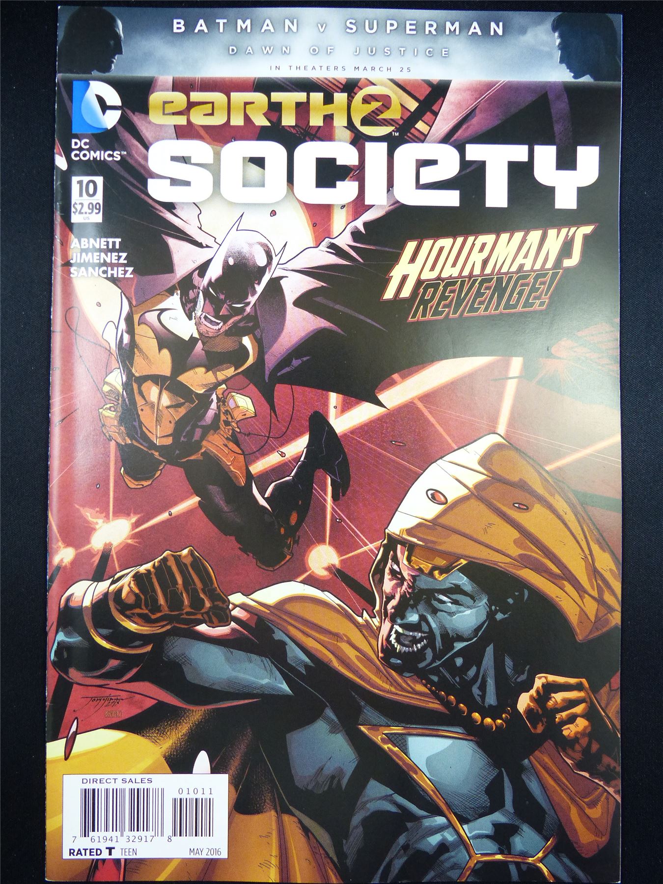 EARTH 2: Society #10 - DC Comics #CU