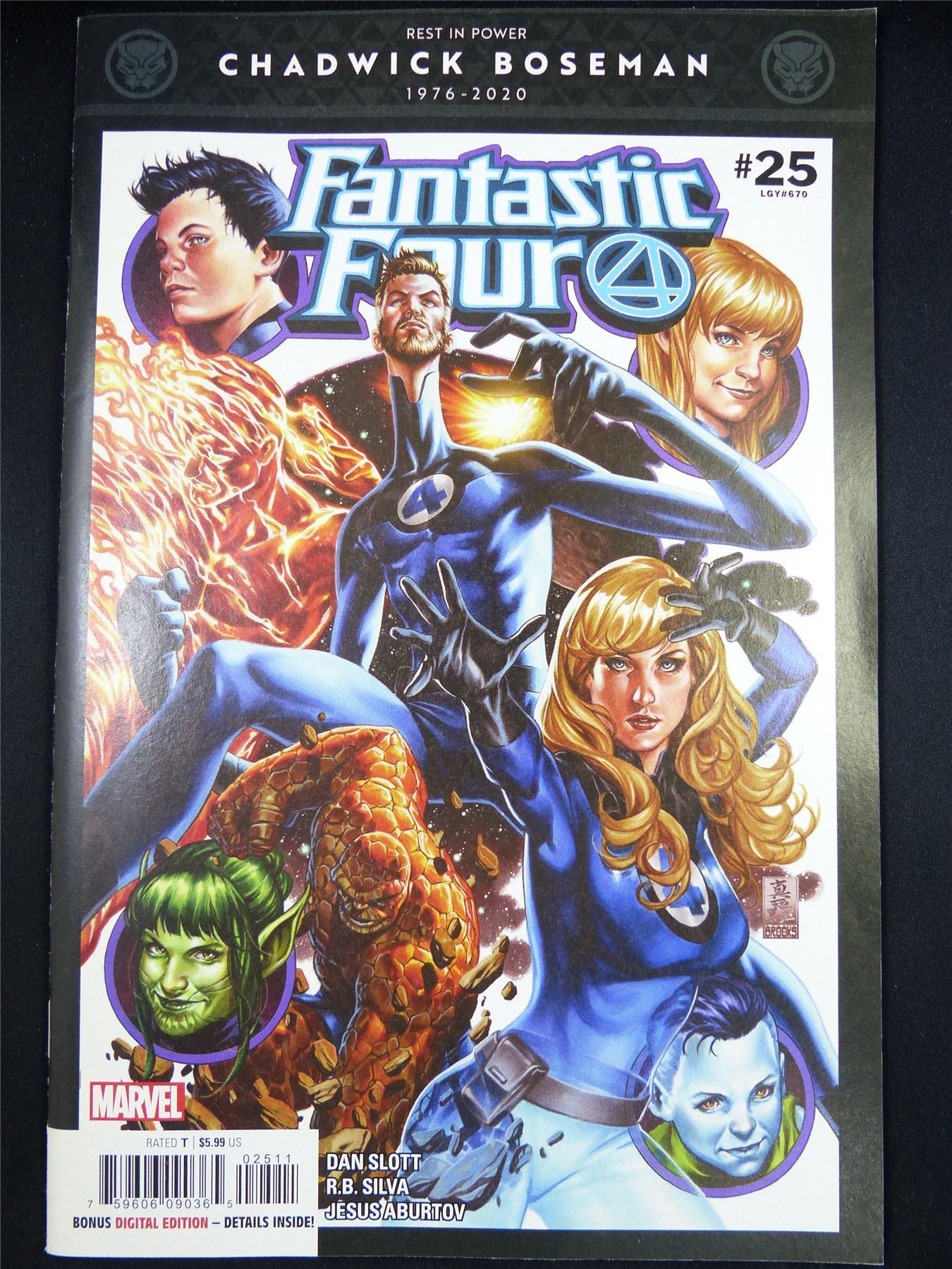 FANTASTIC Four #25 - Marvel Comic #1Z7