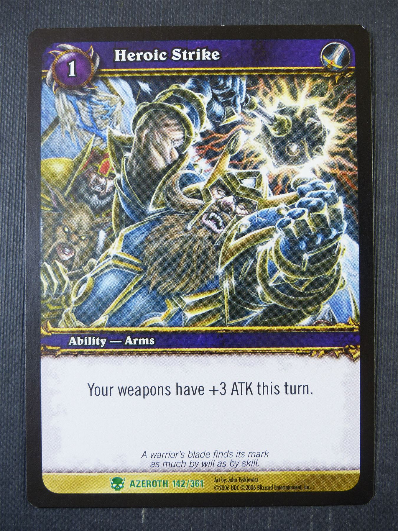 Heroic Strike 142/361 - WoW Card #1CO