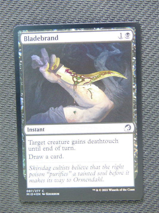 Bladebrand Foil - Innistrad - Mtg Card #3PQ