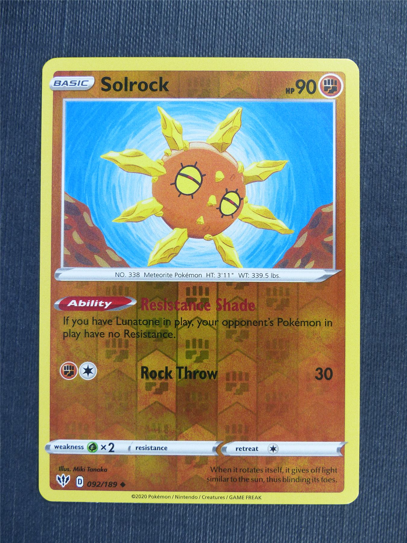 Solrock 092/189 Reverse Holo - DAA - Pokemon Card  #3C9