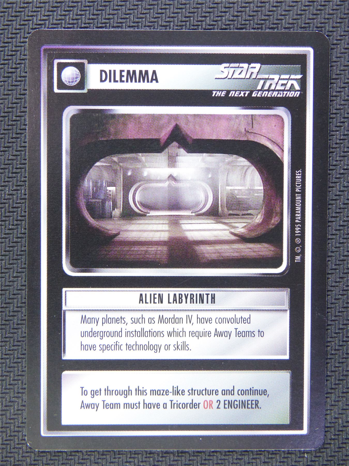 Dilemma Alien Labyrinth - Star Trek CCG Next Gen #583