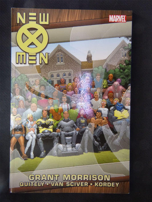 Used - New X-Men - Volume 3 - Marvel Graphic Softback #7U