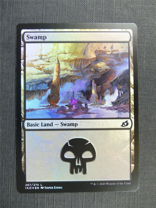 Swamp 267/274 Foil - IKO - Mtg Card